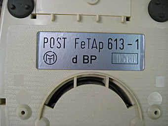 FeTAp 613, Unterseite, Typenschild